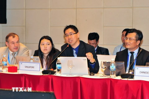 Đại diện các nền kinh tế APEC tham dự cuộc họp. (Ảnh: Nguyễn Khang/TTXVN)