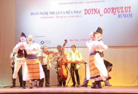 Hợp tác trao đổi văn hóa nghệ thuật giữa Việt Nam và Romania