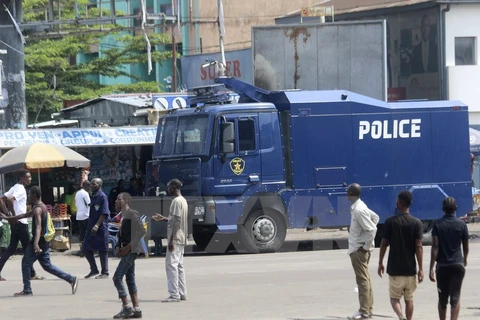 Cảnh sát tuần tra tại Kinshasa, Cộng hòa Dân chủ Congo ngày 19/12/2016. (Nguồn: AP/TTXVN)