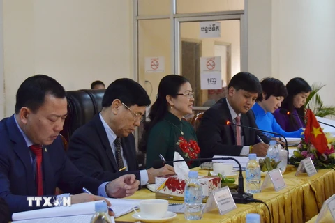 Đoàn đại biểu Ủy ban Trung ương Mặt trận Tổ quốc Việt Nam tại buổi làm việc. (Ảnh: Danh Chanh Đa/TTXVN)