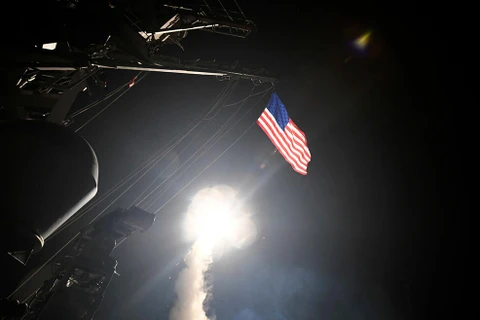 Mỹ tấn công tên lửa vào Syria. (Nguồn: AP)