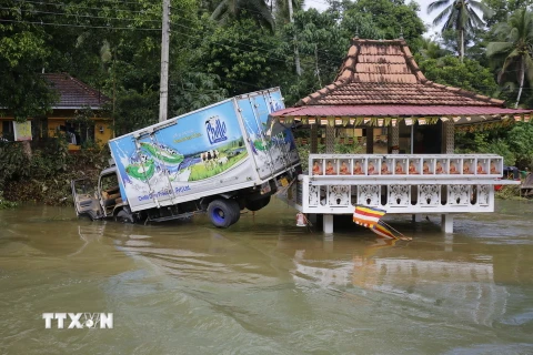 Cảnh ngập lụt tại Kaluthara, Sri Lanka ngày 26/5. (Nguồn: EPA/TTXVN)