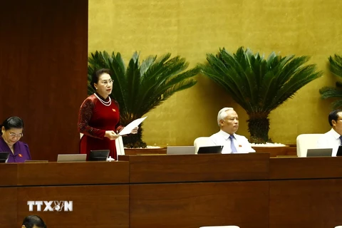 Chủ tịch Quốc hội Nguyễn Thị Kim Ngân phát biểu khai mạc phiên chất vấn. (Ảnh: An Đăng/TTXVN)