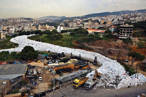 Hàng tấn rác thải tại Liban. (Nguồn: AP)