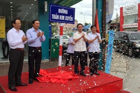 Lễ gắn biển tên đường nhà báo Trần Kim Xuyến ở Hà Tĩnh