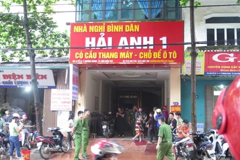 Điện Biên: Chủ nhà nghỉ tử vong trên sân thượng nghi do điện giật