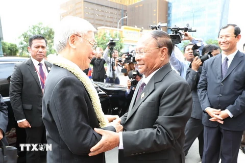 Tổng Bí thư Nguyễn Phú Trọng hội kiến với Chủ tịch Quốc hội Campuchia Samdech Heng Samrin. (Ảnh: Trí Dũng/TTXVN)