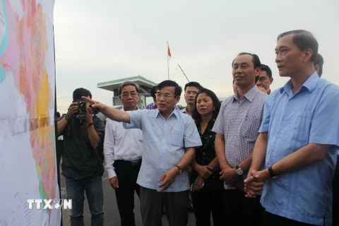 Ủy ban Kinh tế Quốc hội giám sát dự án xây dựng sân bay Long Thành. (Ảnh: Sỹ Tuyên/TTXVN)