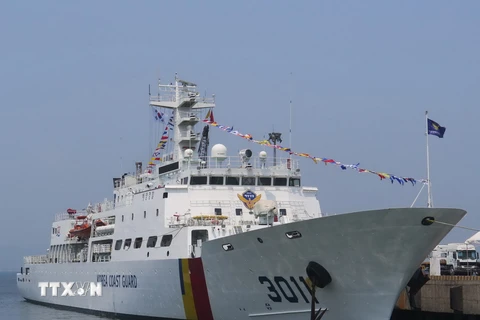  Tàu Badaro trong lần cập Cảng Tiên Sa hồi năm 2016. (Ảnh: Văn Sơn/TTXVN)