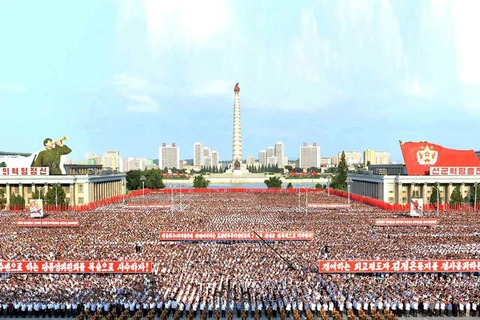 Một cuộc diễu hành của người dân Triều Tiên. (Nguồn: Reuters)