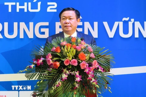 Phó Thủ tướng Vương Đình Huệ phát biểu tại diễn đàn. (Ảnh: Văn Sơn/TTXVN)