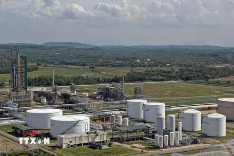 Công ty TNHH một thành viên Lọc hóa dầu Bình Sơn quản lý, vận hành sản xuất kinh doanh Nhà máy lọc dầu Dung Quất. (Nguồn: TTXVN)