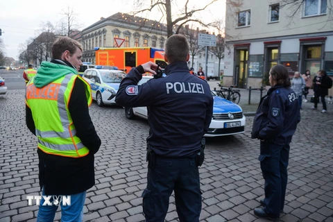 Cảnh sát Đức gác tại Potsdam. (Nguồn: AFP/TTXVN)