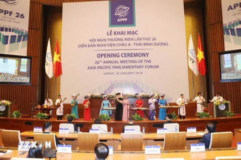 Chương trình nghệ thuật chào mừng Lễ khai mạc Hội nghị Thường niên lần thứ 26 Diễn đàn Nghị viện châu Á-Thái Bình Dương (APPF-26). (Ảnh: Trọng Đức/TTXVN)