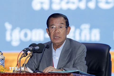 Chủ tịch CPP, Thủ tướng Chính phủ Hoàng gia Campuchia Samdech Hun Sen phát biểu ngày 19/1. (Nguồn: THX/TTXVN)
