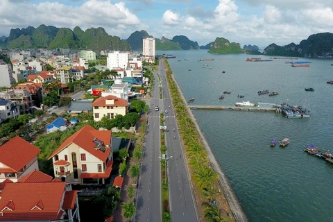 Quảng Ninh đổi đất để làm đường bao biển Hạ Long-Cẩm Phả 