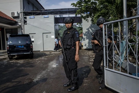 Cảnh sát gác tại một nhà tù ở Indonesia. (Nguồn: Getty Images)