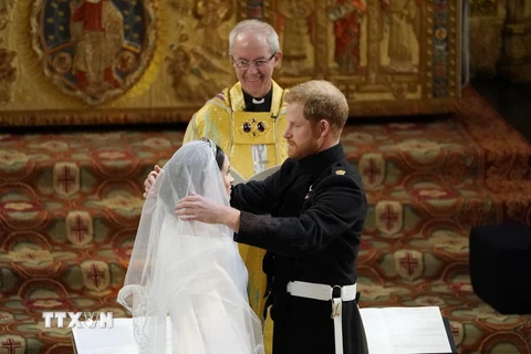 Những hình ảnh về hôn lễ long trọng của Hoàng tử Anh Harry