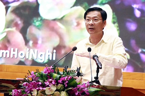 Ông Nguyễn Văn Đọc, Bí thư Tỉnh ủy, Chủ tịch Hội đồng Nhân dân tỉnh phát biểu chỉ đạo tại hội nghị. (Nguồn: Quangninh.gov.vn)