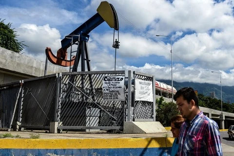 Cơ sở khai thác dầu tại Caracas, Venezuela. (Nguồn: AFP/TTXVN)