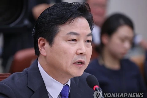 Bộ trưởng phụ trách các doanh nghiệp vừa và nhỏ của Hàn Quốc Hong Jong-haak. (Nguồn: Yonhap)