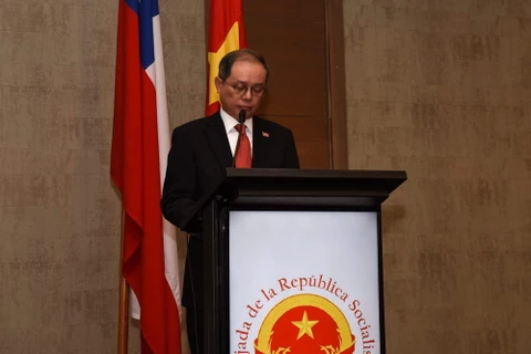 Đại sứ Việt Nam Nguyễn Ngọc Sơn phát biểu tại lễ kỷ niệm. (Nguồn: Đại sứ quán Việt Nam tại Chile)