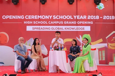 Buổi chia sẻ về văn hóa sách tại lễ khai giảng năm học 2018-2019. (Nguồn: Vietnam+)