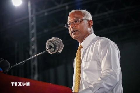 Ứng viên Tổng thống đối lập Ibrahim Mohamed Solih vận động tranh cử tại Male ngày 8/9. (Ảnh: AFP/TTXVN)