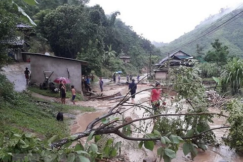 Mưa bão gây ngập lụt tại huyện biên giới Mường Lát, tỉnh Thanh Hóa. (Ảnh: TTXVN)