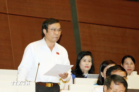 Đại biểu Quốc hội tỉnh Thành phố Đà Nẵng Nguyễn Bá Sơn phát biểu. (Ảnh: Nguyễn Dân/TTXVN)