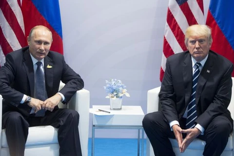 Tổng thống Mỹ Donald Trump (phải) và người đồng cấp Nga Vladimir Putin. (Nguồn: The Globe and Mail)