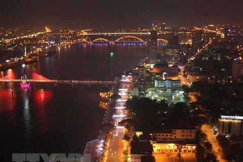 Một góc thành phố Đà Nẵng bên sông Hàn. (Ảnh: Trọng Đức/TTXVN)