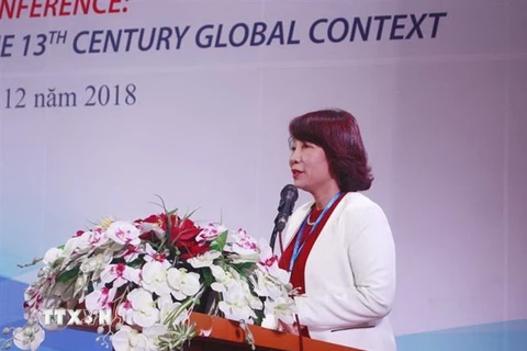 Phó Chủ tịch Ủy ban Nhân dân tỉnh Quảng Ninh Vũ Thị Thu Thủy phát biểu tại hội thảo. (Ảnh: TTXVN)