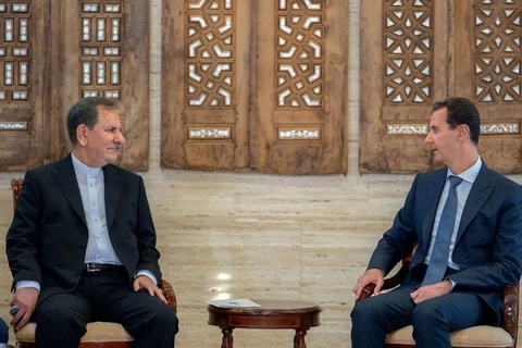 Tổng thống Syria Bashar al-Assad tiếp Phó Tổng thống thứ nhất của Iran, ông Es’haq Jahangiri. (Nguồn: Tehrantimes)