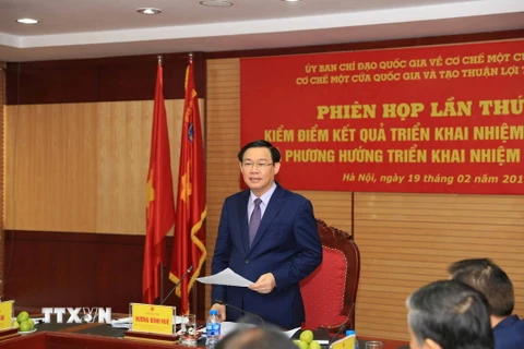 Phó Thủ tướng Vương Đình Huệ phát biểu chỉ đạo. (Ảnh: Phạm Hậu/TTXVN)