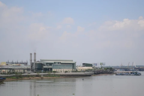 Một góc Khu công nghiệp Biên Hòa 1, khu vực giáp với sông Đồng Nai. (Ảnh: Công Phong/TTXVN)