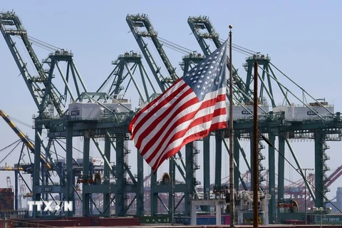 Quang cảnh cảng Long Beach, Los Angeles, Mỹ, ngày 29/8/2018. (Ảnh: AFP/TTXVN)