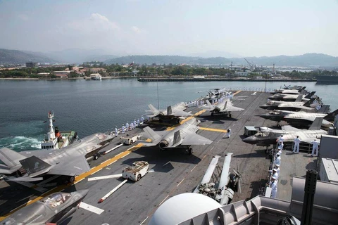 Tàu tấn công đổ bộ USS Wasp đến Philippines để tham dự tập trận. (Nguồn: Stripes)