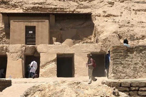 Các nhà khảo cổ Ai Cập thông báo phát hiện một khu mộ cắt đá lớn tại khu vực Draa Abul Naga. (Nguồn: Egypttoday)