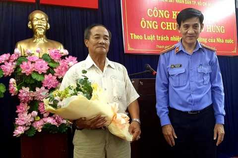Viện Kiểm sát Nhân dân Thành phố Hồ Chí Minh xin lỗi công khai đối với ông Chu Quang Hưng. (Ảnh: Thành Chung/TTXVN)