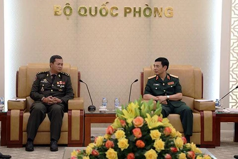Thượng tướng Phan Văn Giang, Tổng Tham mưu trưởng Quân đội nhân dân Việt Nam, Thứ trưởng Bộ Quốc phòng tiếp Đại tướng Hun Manet, Phó Tổng Tư lệnh kiêm Tư lệnh Lục quân Quân đội Hoàng gia Campuchia. (Nguồn: Bộ Quốc phòng)
