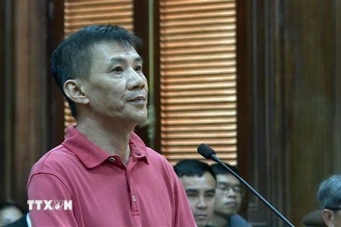 Bị cáo Nguyen Michael Phuong Minh bị tuyên án 12 năm tù về tội 'Hoạt động nhằm lật đổ chính quyền nhân dân.' (Ảnh: Thành Chung/TTXVN)