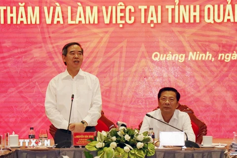 Trưởng Ban Kinh tế Trung ương Nguyễn Văn Bình phát biểu chỉ đạo tại buổi làm việc. (Ảnh: Văn Đức/TTXVN)
