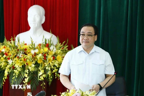 Bí thư Thành ủy Hà Nội Hoàng Trung Hải phát biểu kết luận buổi làm việc. (Ảnh: Văn Điệp/TTXVN)