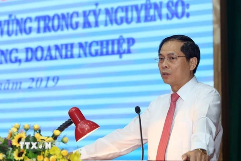 Thứ trưởng Thường trực Bộ Ngoại giao Bùi Thanh Sơn phát biểu tại Hội nghị. (Ảnh: Phan Tuấn Anh/TTXVN)