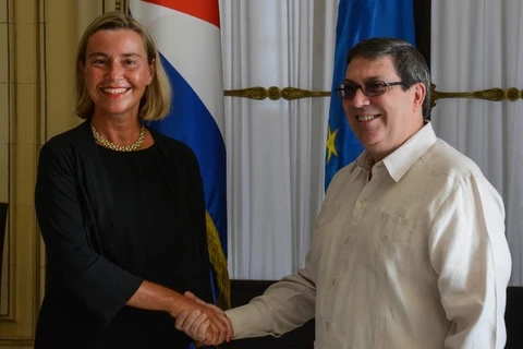 Ngoại trưởng Cuba Bruno Rodriguez Parrilla tiếp Đại diện cấp cao về Chính sách Đối ngoại và An ninh Liên minh châu Âu (EU) Federica Mogherini. (Nguồn: acn.cu)