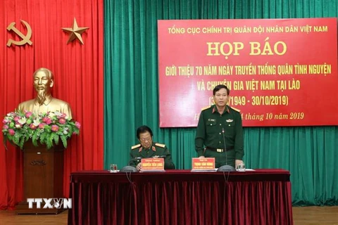 Đại tá Trịnh Văn Hùng, Phó Cục trưởng Cục Tuyên huấn thông tin với báo chí. (Ảnh: Văn Điệp/TTXVN)