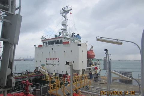 Tàu GT EQUALITY của Công ty BB Energy (Singapore) tiếp nhận 6.000 tấn dầu nhiên liệu hàng hải (MFO).