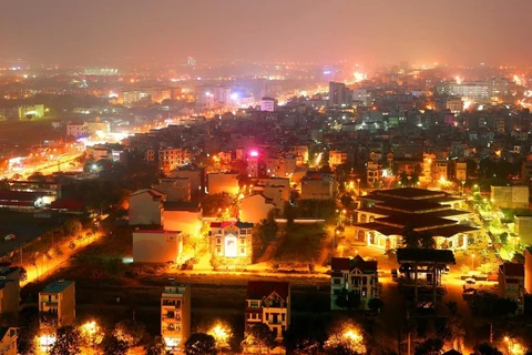 Thành phố Hải Dương về đêm. (Ảnh: Huy Hùng/TTXVN)