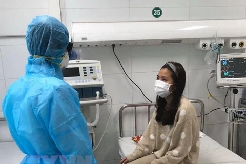Một bệnh nhân được điều trị tại Bệnh viện đa khoa tỉnh Thanh Hóa. (Ảnh: Hoa Mai/TTXVN)